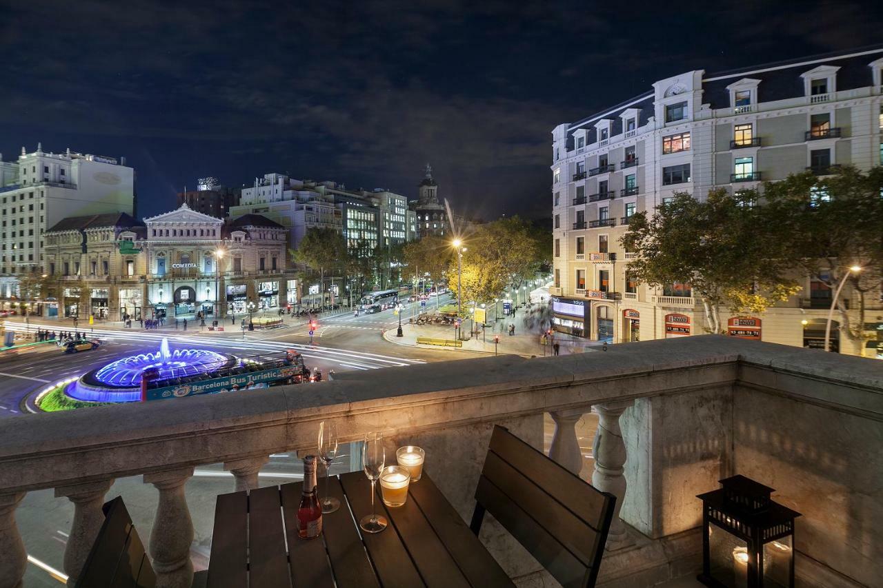 Uma Suites Passeig De Gracia 16 Barcelona Bagian luar foto