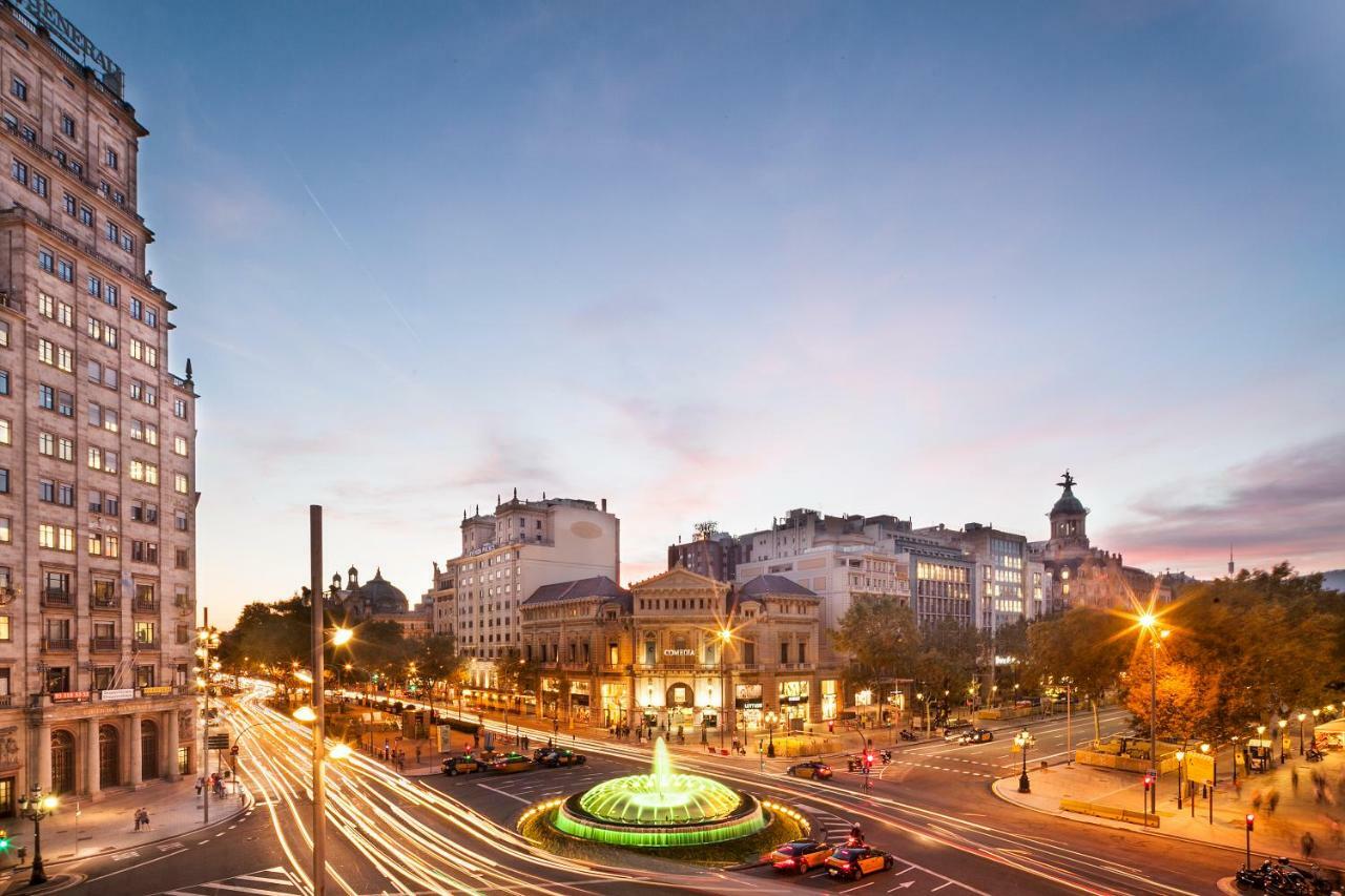 Uma Suites Passeig De Gracia 16 Barcelona Bagian luar foto