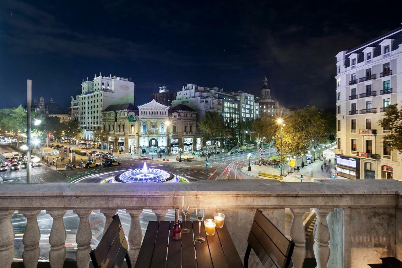 Uma Suites Passeig De Gracia 16 Barcelona Bagian luar foto