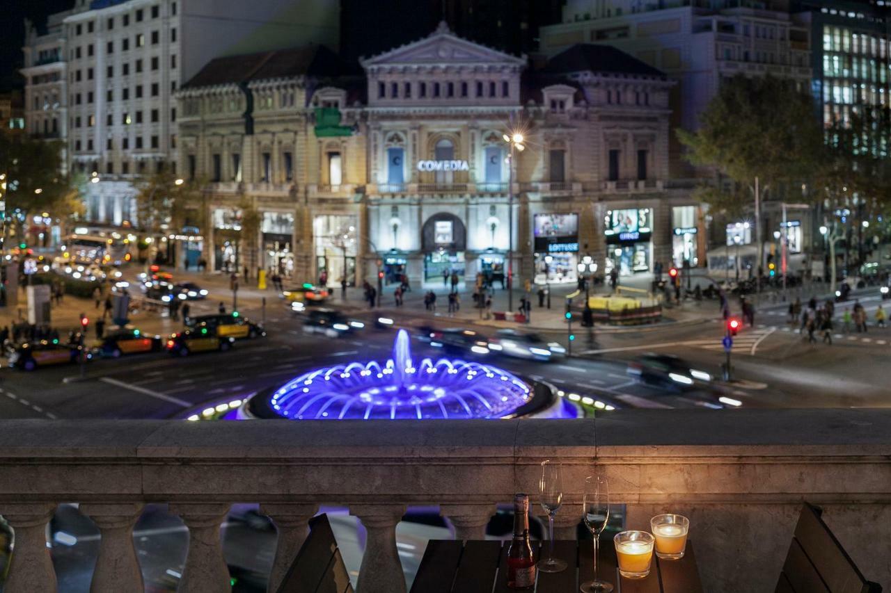 Uma Suites Passeig De Gracia 16 Barcelona Bagian luar foto