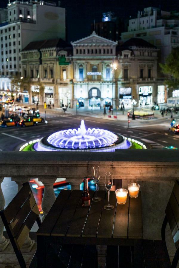 Uma Suites Passeig De Gracia 16 Barcelona Bagian luar foto
