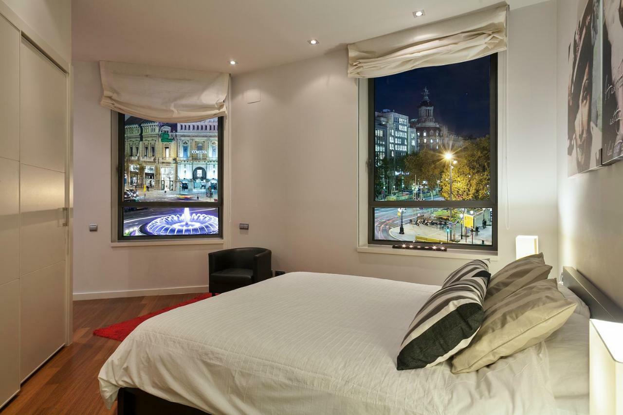 Uma Suites Passeig De Gracia 16 Barcelona Bagian luar foto